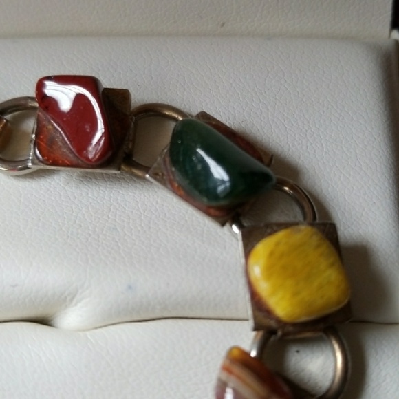 Stone Bracelet - Picture 2 of 4